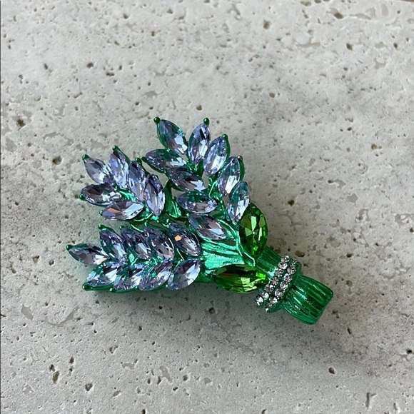 Elegant Green and Purple Brooch - Picture 1 of 1